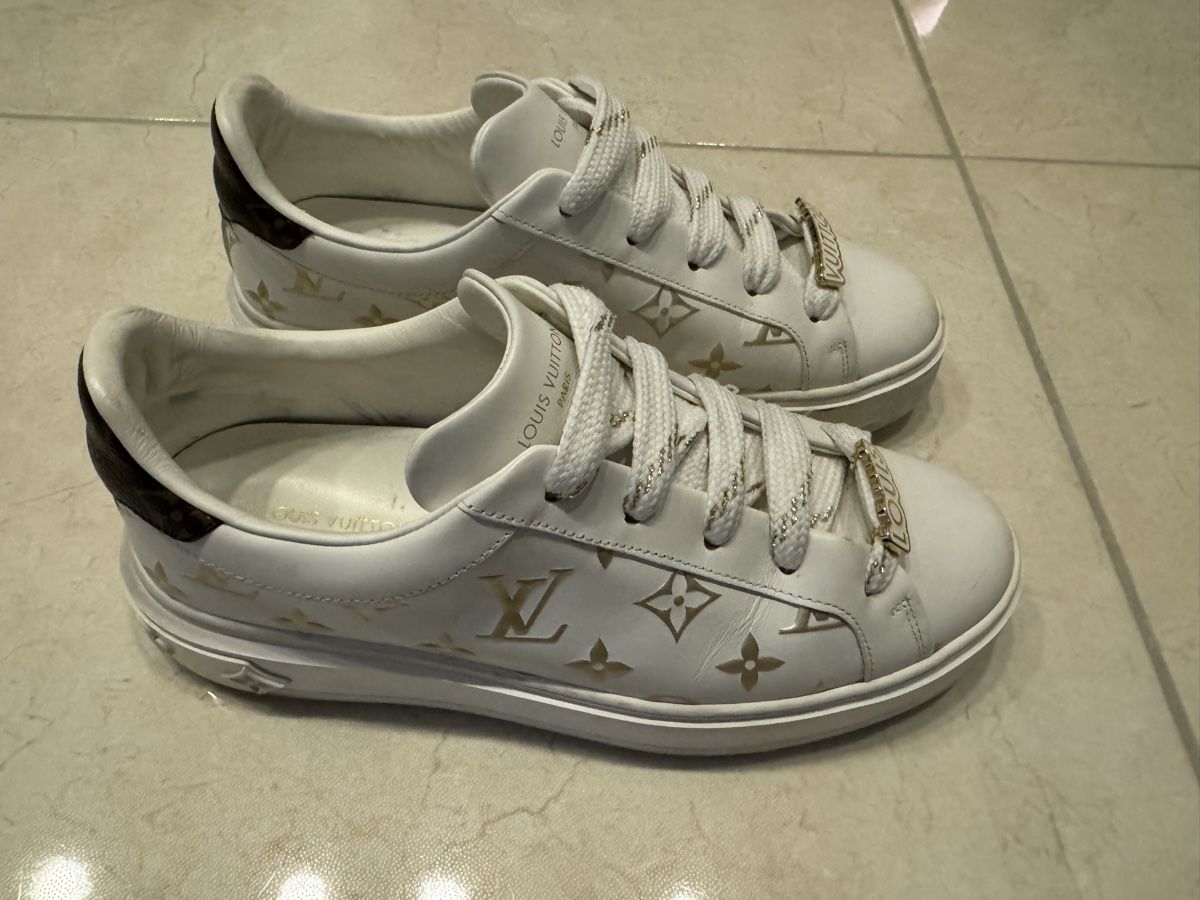 Louis Vuitton Damenschuhe: Original Louis Vuitton Damen Sneaker | Grösse 38 – Gebraucht aus Liestal von Enverkahraman