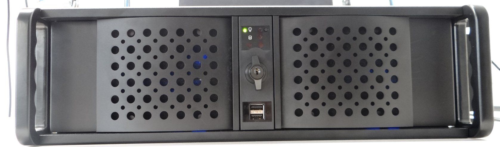 Gehäuse: PCIcase CE-C3B-420 – 3U Rackmount Server Chassis – Neu und originalverpackt aus Härkingen von I-BITPROAG