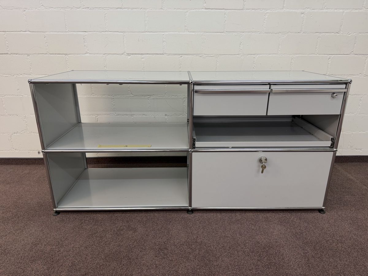 USM Scaffali: USM Haller Möbel – Usato da Rickenbach b. Wil venduto da Pinus8