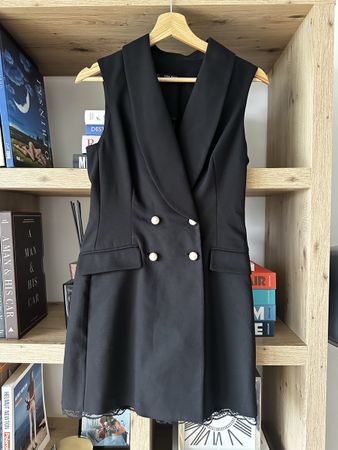 Robe / onesie avec shorts noir S new