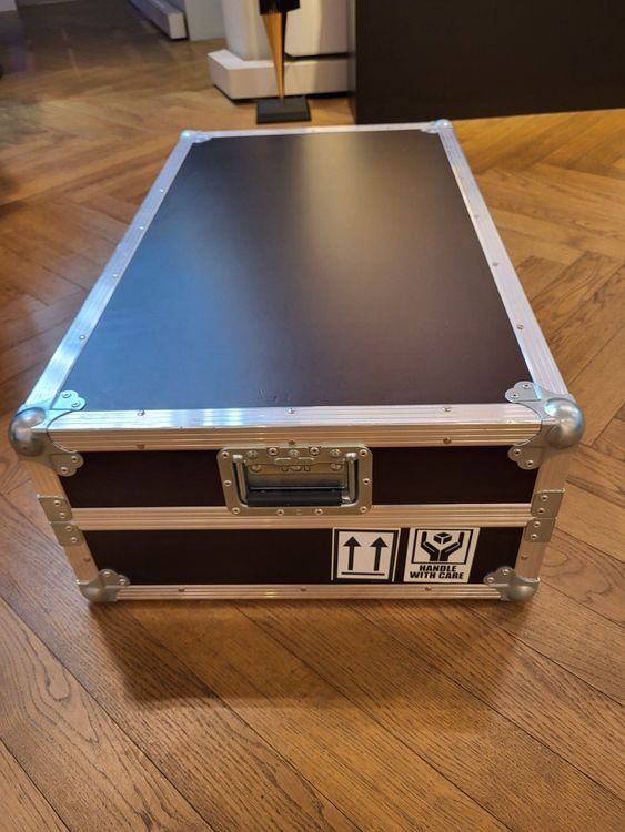 Casse di trasporto: Flight-cases robustes sur mesure avec mousse! box transport – Usato da Sion venduto da Bang-OlufsenSion 1