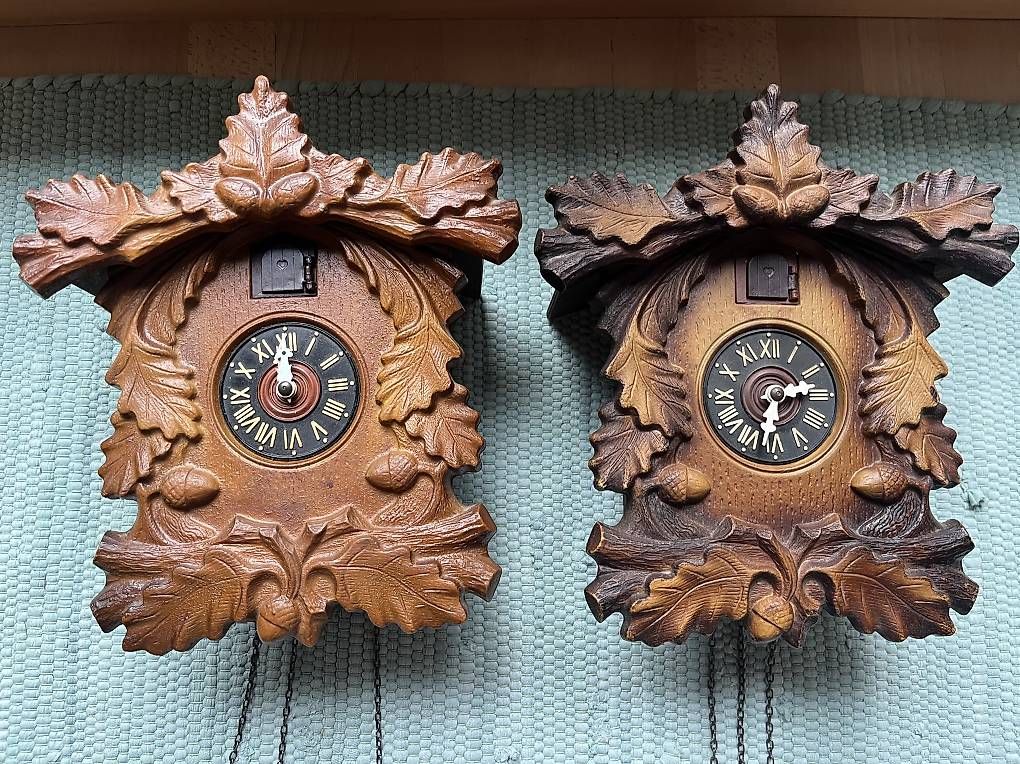 Orologi da terra & Orologi da parete: 2 KUCKUCKSUHREN  – Usato da Trübbach venduto da svengroove
