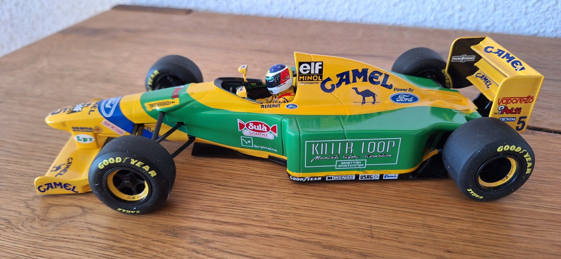 Benetton Modellautos: Benetton B193 F1 Michael Schumacher mit Killer Loop 1:18 – Gebraucht aus Rebstein von Type25 7