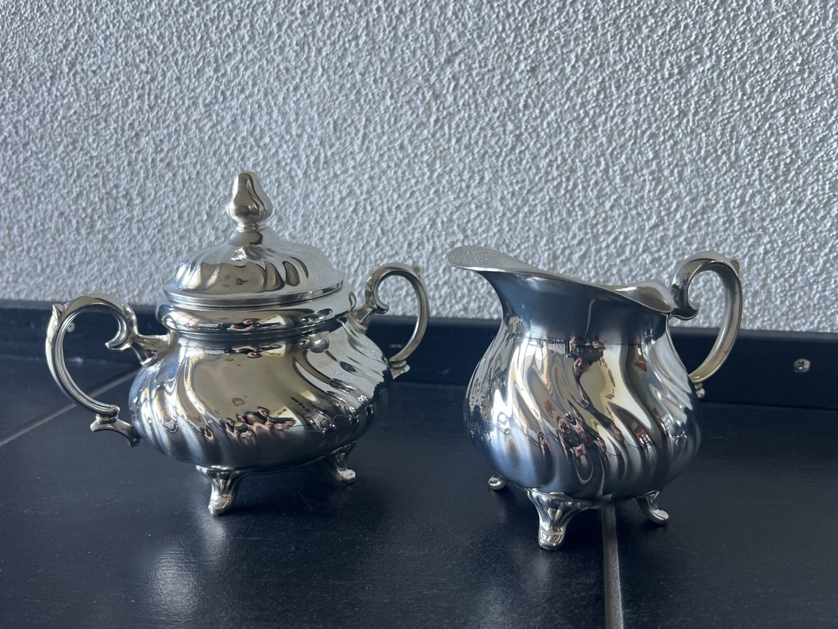 Set di piatti: Alpacca Tee-/Kaffeeservice, versilbert, vintage, komplett – Usato da Perlen venduto da Chregle1 4