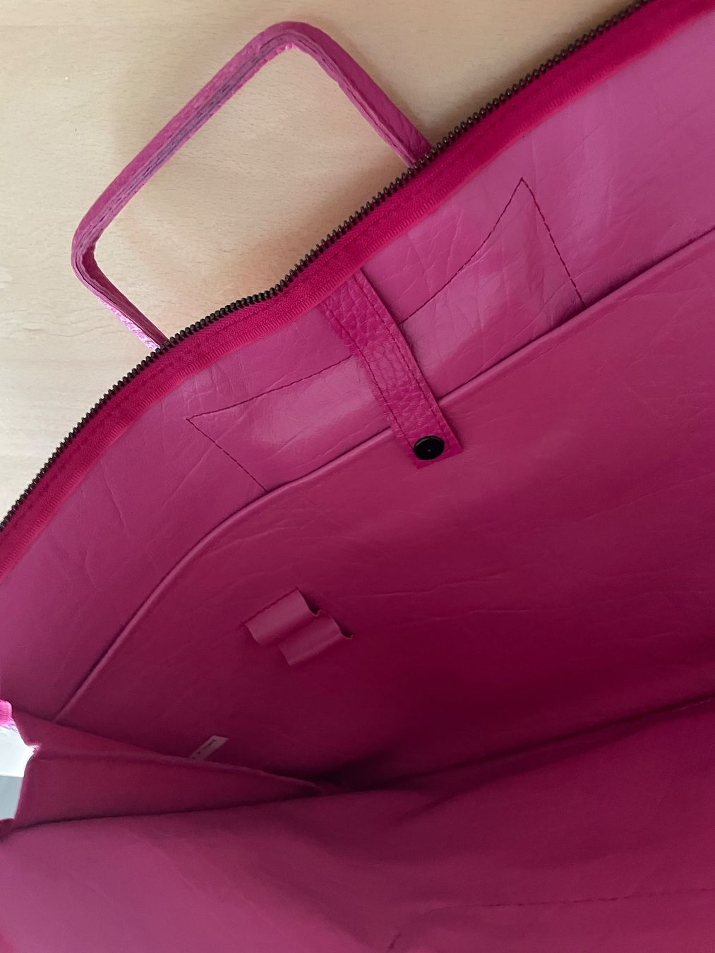Valigie & Borse: Akten- bzw. Laptoptasche pink in Lederoptik – Usato da Speicher venduto da boaserra 1