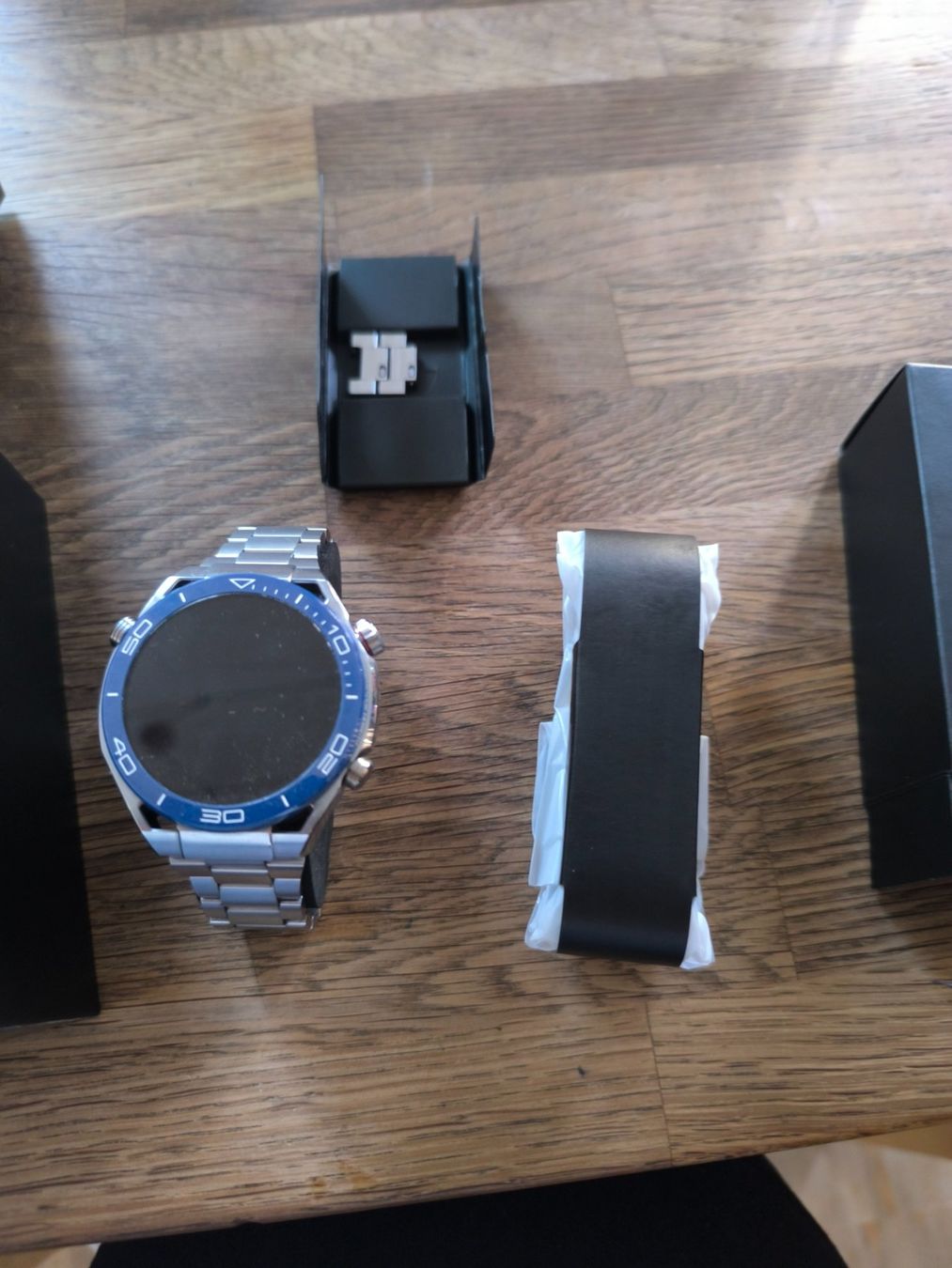 Huawei Smartwatch: Huawei Watch Ultimate – Usato da Gebenstorf venduto da Genx74 1