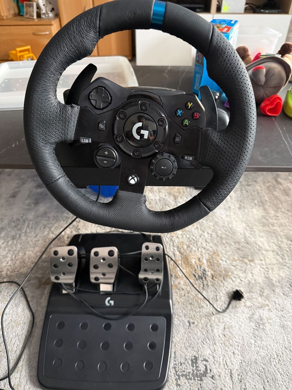 Giochi: Logitech G G923 Trueforce für PC und Xbox – Nuovo (secondo la descrizione) da Tagelswangen venduto da minniemouse67