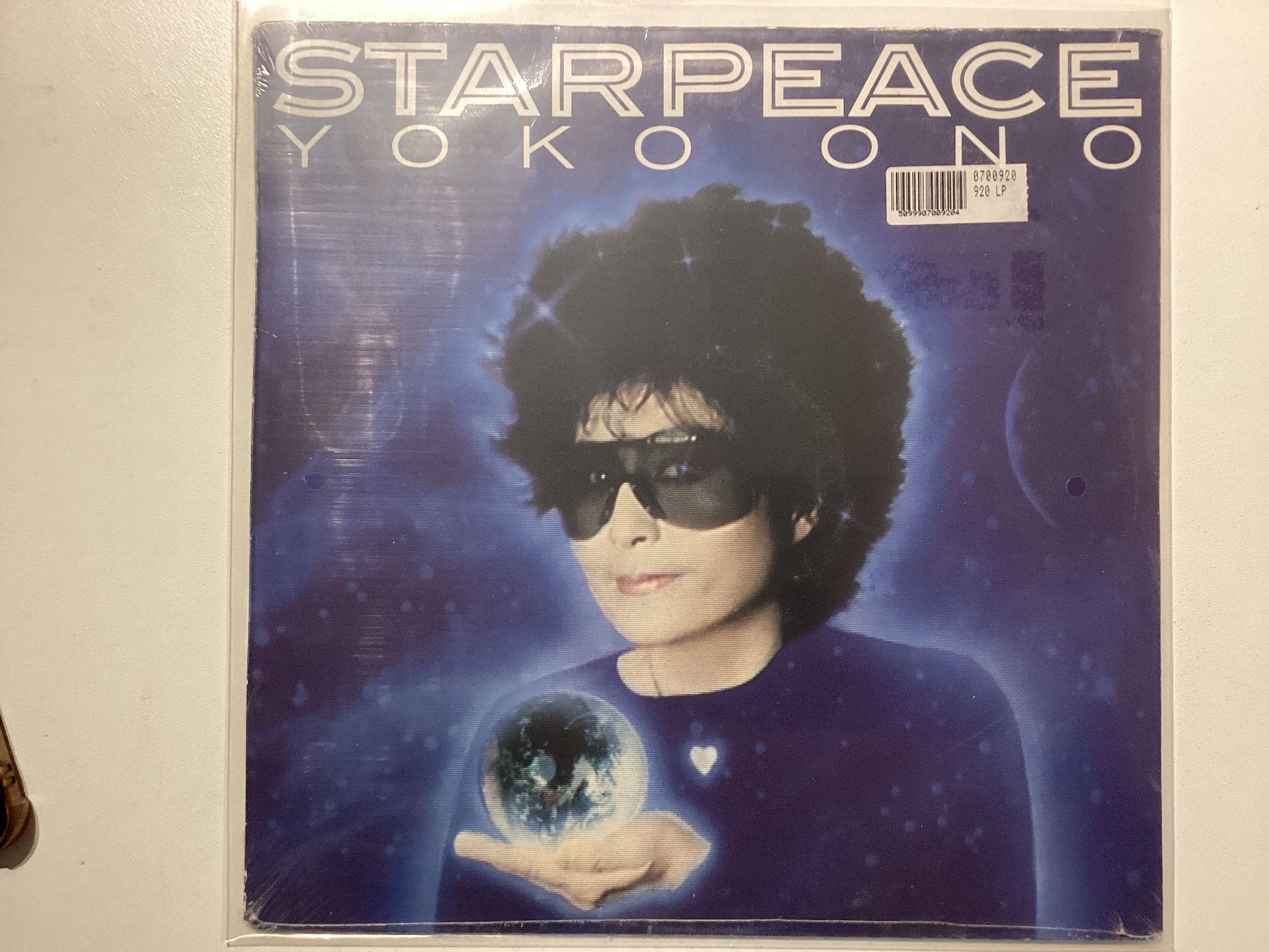 Dischi in vinile: Yoko Ono LP - Star Peace (Sealed) – Nuovo e nell'imballaggio originale da Gutenswil venduto da Hamzian
