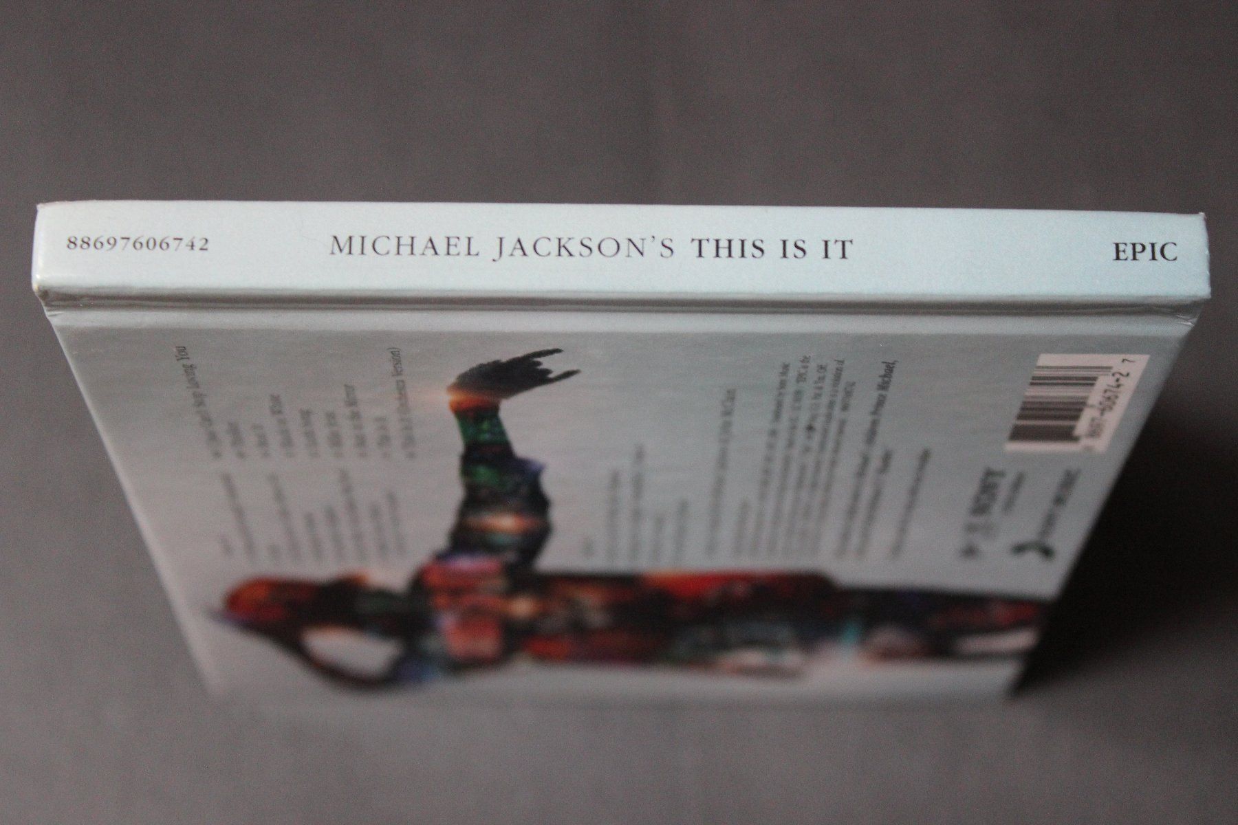 CD: Michael Jackson - This is it 2CDs 2009 – Usato da Tübach venduto da JamesStone 5