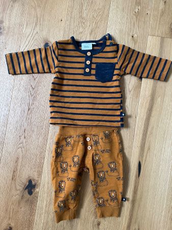 Set von Feetje
