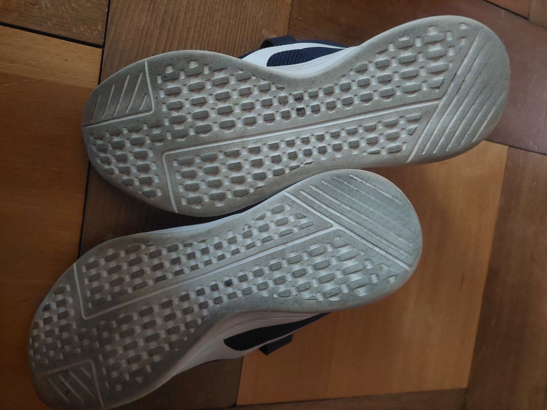 Puma Scarpe per ragazzi: Puma Laufschuhe Grösse 34 – Usato da Beckenried venduto da Havacola 5
