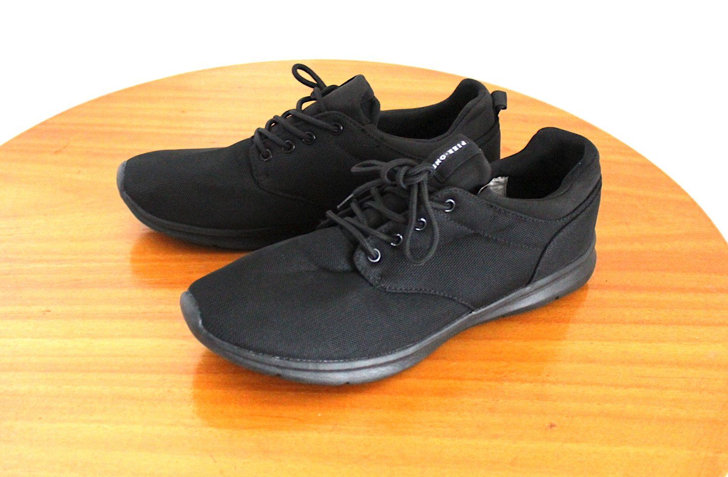 Scarpe da uomo: Sneaker Gr. 43, kaum getragen – Usato da Locarno venduto da madame-tus-sauds 4