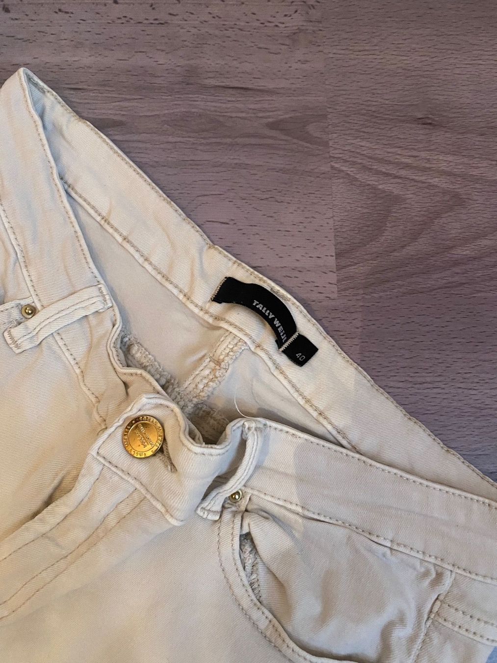 Tally Weijl Pantaloni: Pantalon beige slim – Nuovo (secondo la descrizione) da Porrentruy venduto da fee_24 2