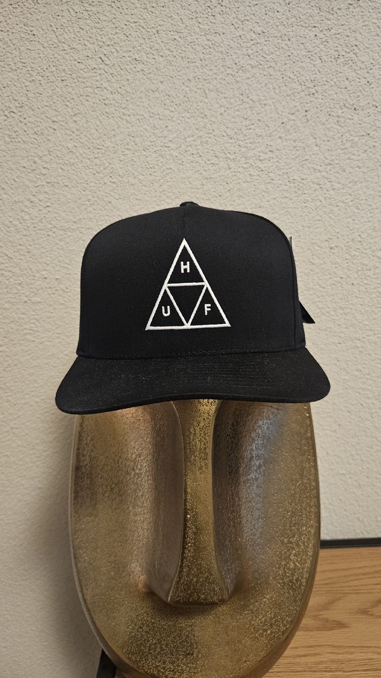 Chapeaux, bonnets & casquettes: 8x Cap neu und ungetragen – Neuf (Voir description) à Seon par flukastrim 4