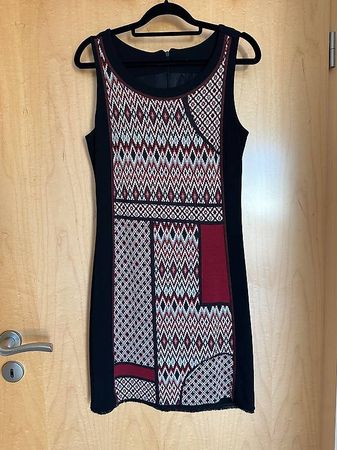 Winter-Desigual Etuit-Kleid Gr. S, 36/38