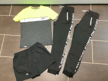 Jungen Sportkleiderpaket Gr. 158/164