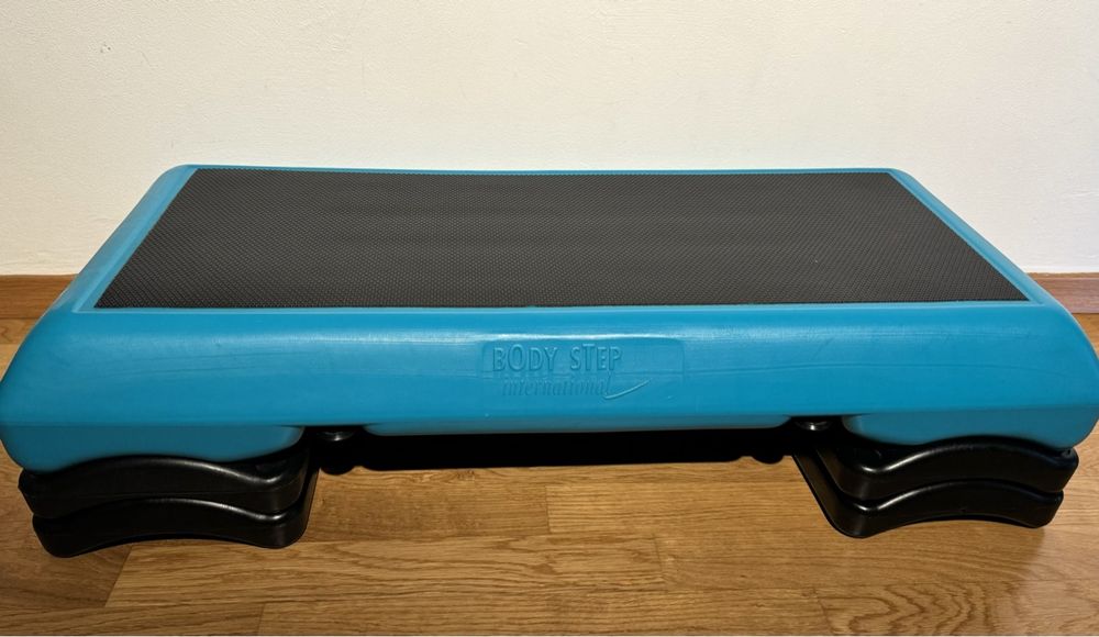 Fitness Stepper 45cm - Rutschfeste Step-Plattform Für Aerobic & Home-Workouts Für Erwachsene & Kinder