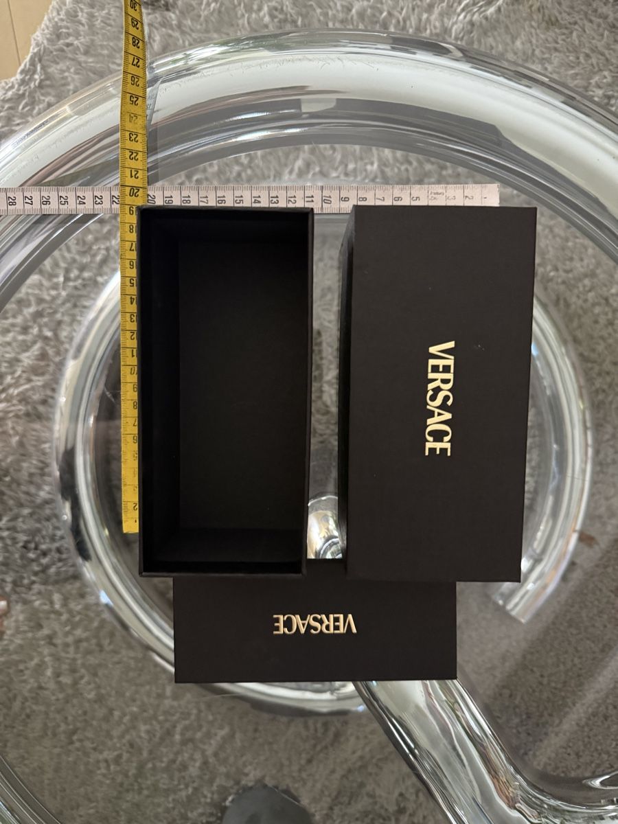 Versace Lotti di vestiti: VERSACE SUNGLASSES BOX – Nuovo (secondo la descrizione) da Baden venduto da agora_newgeneration 2