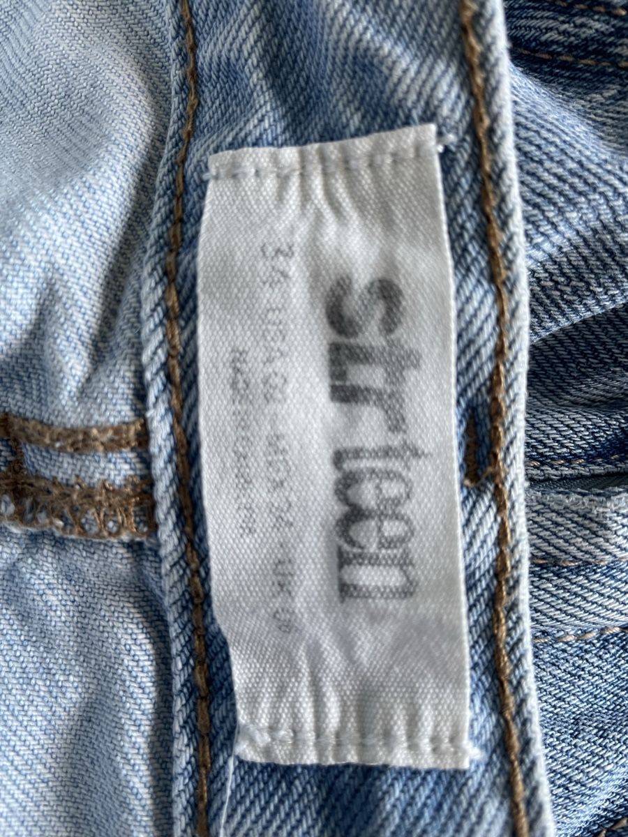 Stradivarius Jeans: Shorts denim – Usato da Nottwil venduto da rah_8xqg 2