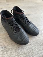 Fussballschuhe Tausendfüssler Gr. 35