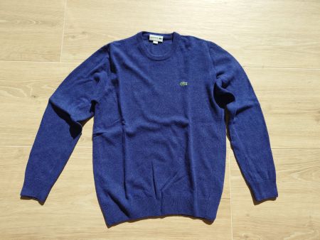 Lacoste sweater size M