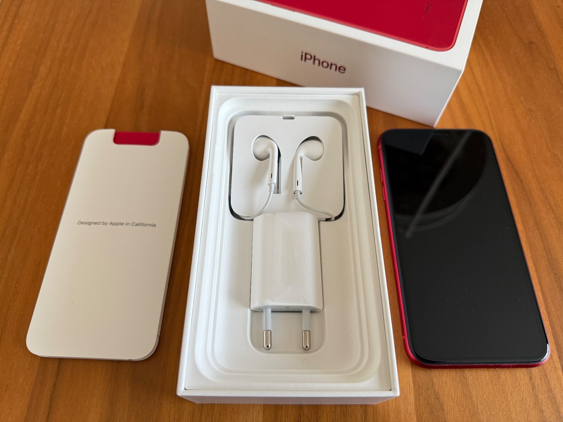 Apple Telefoni cellulari / Smartphones: iPhone 11 Rot 64GB top Zustand – Usato da Oberengstringen venduto da Cybi68 2