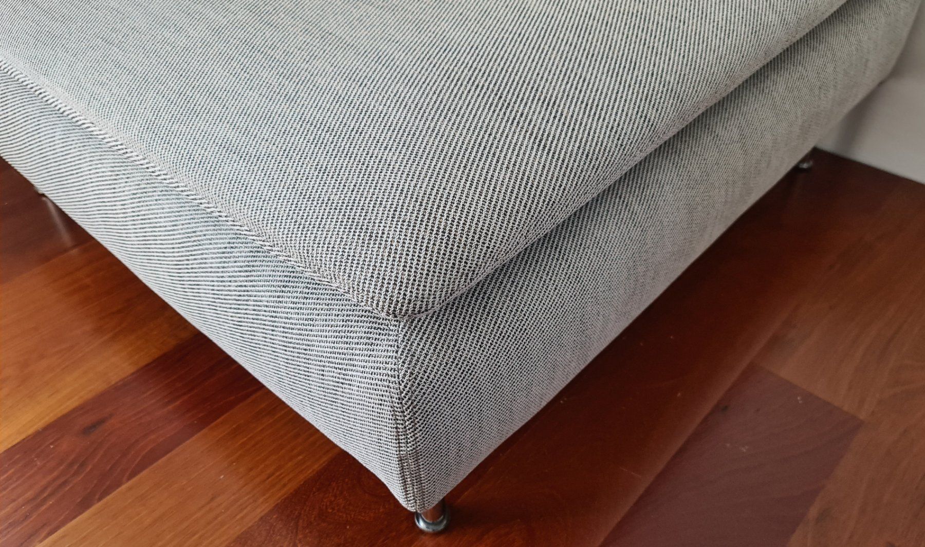Ikea Tabourets: IKEA SÖDERHAMN Hocker - wie neu – D'occasion à Luzern par monyet 1