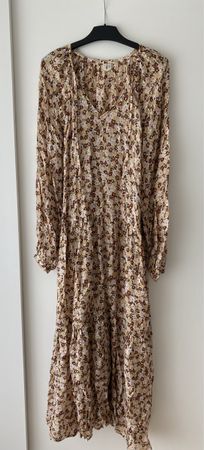 Arket Maxi Kleid, perfekt für den Herbst! Grösse 36