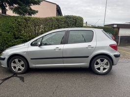 Peugeot 307 2.0i, JG 2002,  Ab platz