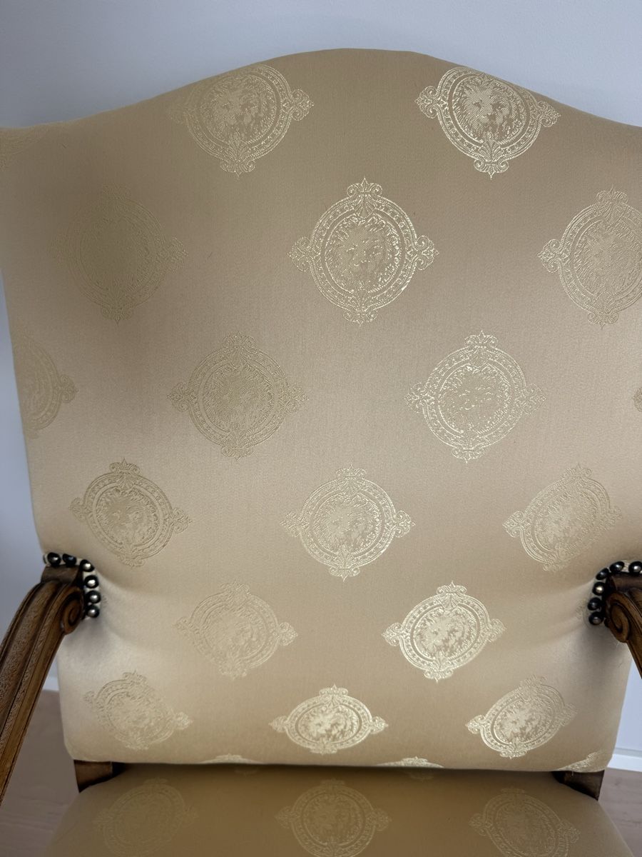 Sessel: Armchair vintage patterned fabric wood frame good condition – Gebraucht aus Uetikon am See von Gilgi242 2