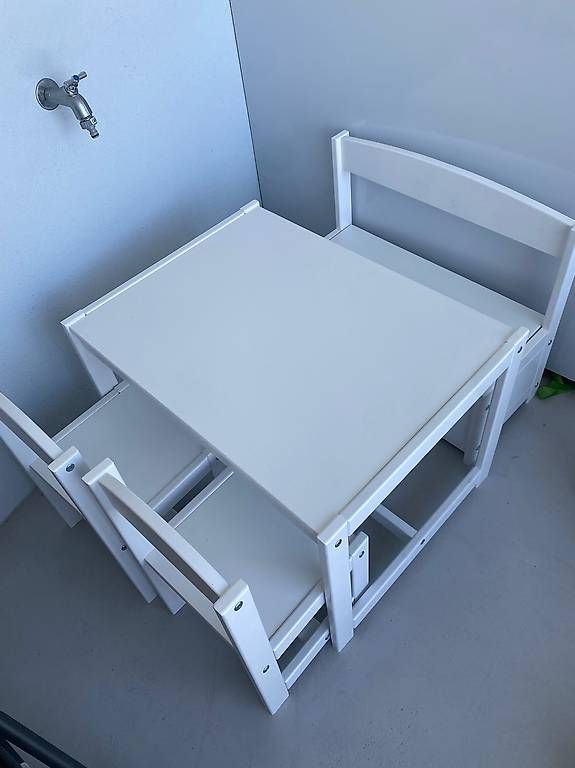 Set di tavolo e panche: Tavolino per bambini Pfister  – Usato da Tenero venduto da pet_w2hl 1
