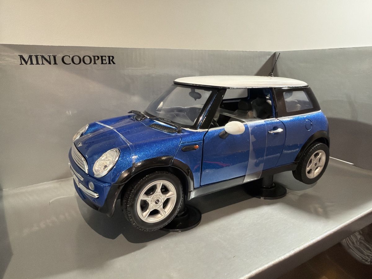 Modellautos: Mini Cooper S - 1/18 - Mondo Motors – Neu (gemäss Beschreibung) aus Wolfwil von Rolex1 1