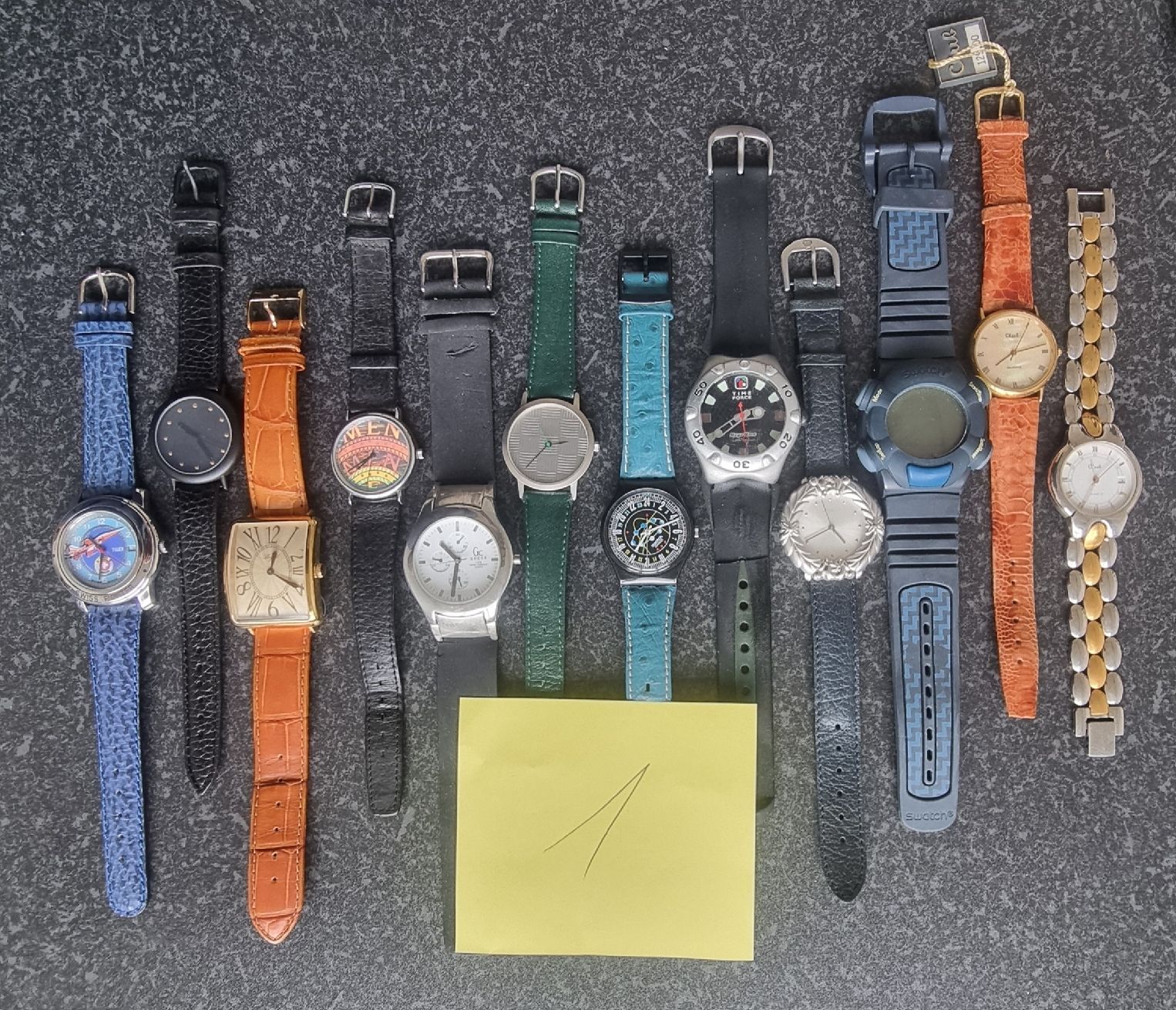 Orologi: Lot Armbanduhren #1 – Usato da Diessenhofen venduto da Zipvitek