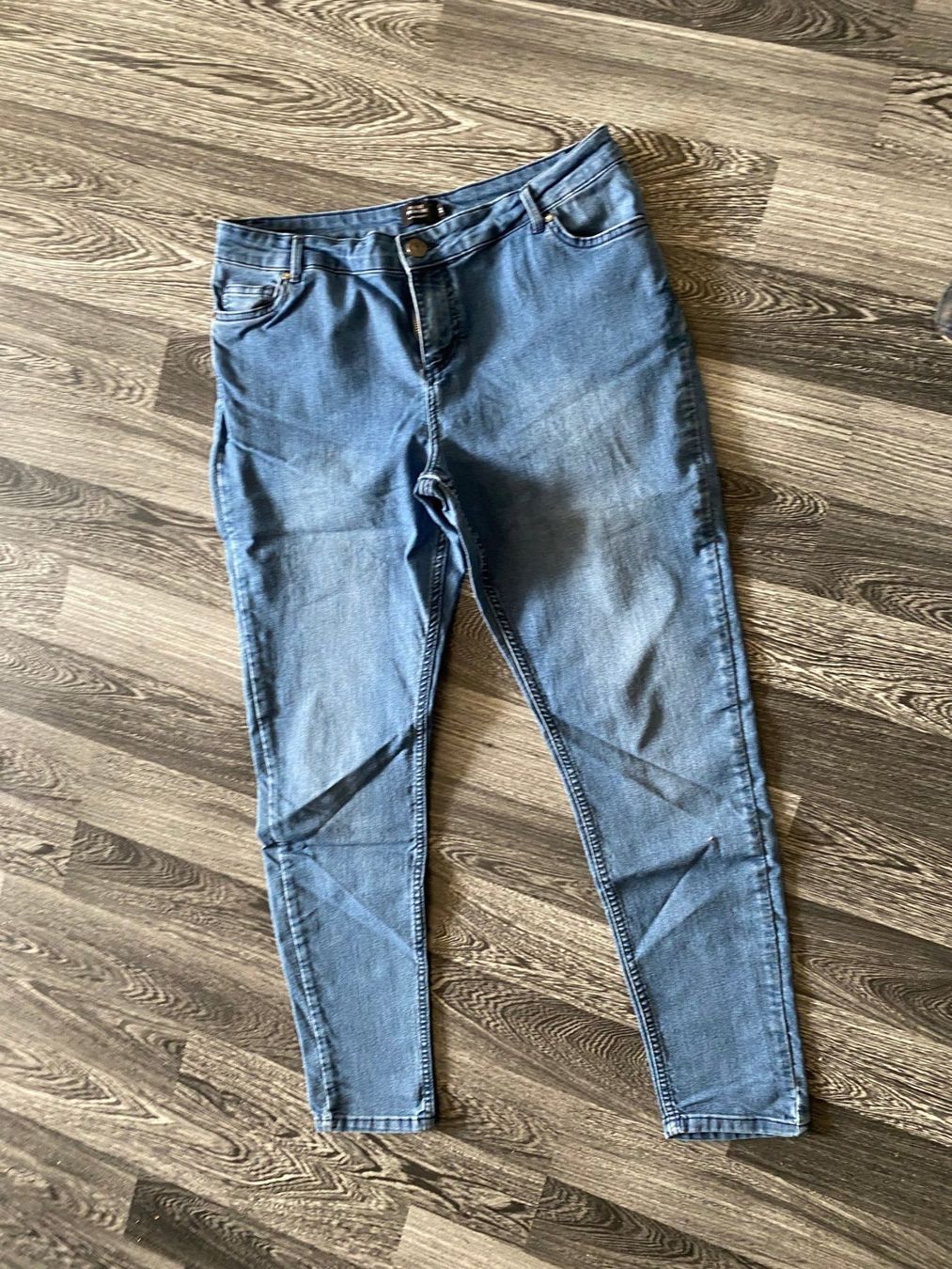 Jeans: Jeans Grösse 44  Avant Premiere von Manor – Gebraucht aus Allenwinden von Obalu 1