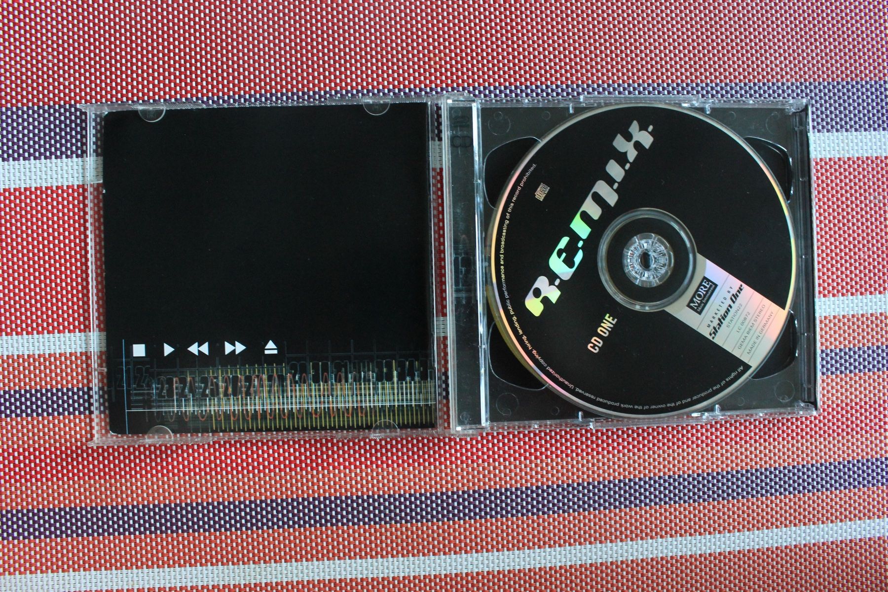 CD: R.E.M.I.X. von Various | CD | – Usato da Geroldswil venduto da CD-Verkauf-2022 1