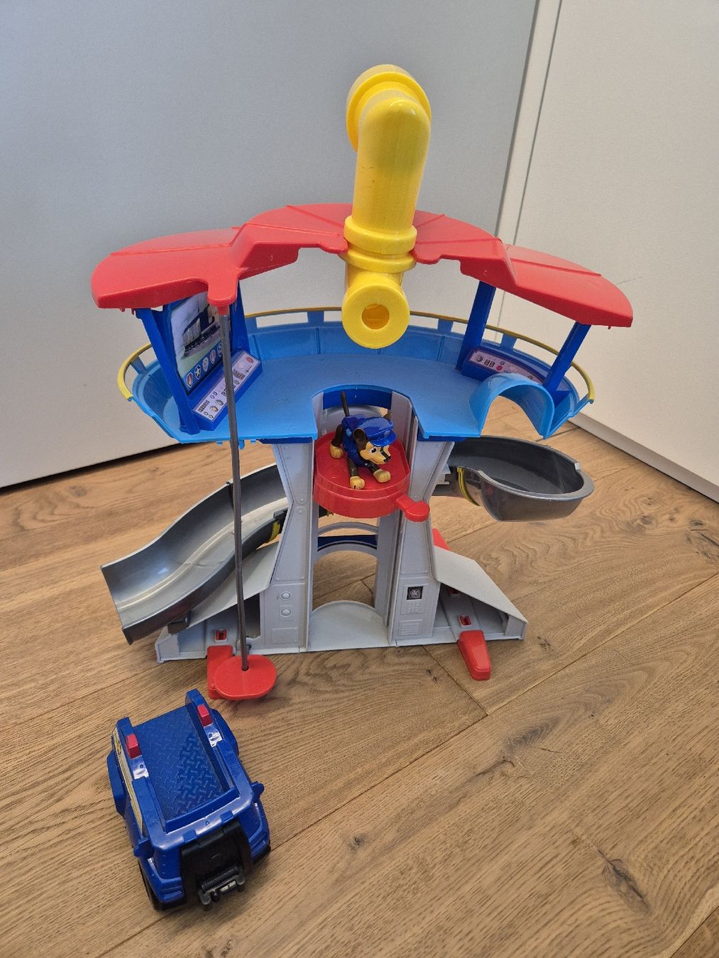 Giocattoli: Paw Patrol Hauptquartier – Usato da Dübendorf venduto da Tolnaftat 1