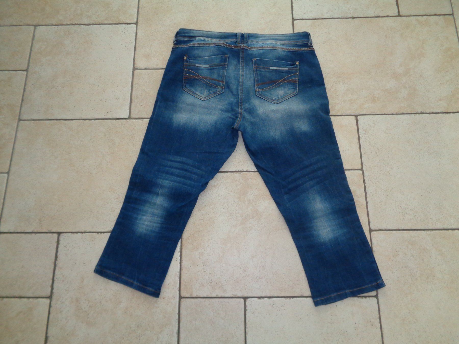 C&A Jeans: Jeans 3/4  C&A  Grösse 40 – Usato da Kreuzlingen venduto da Robi-2003 3