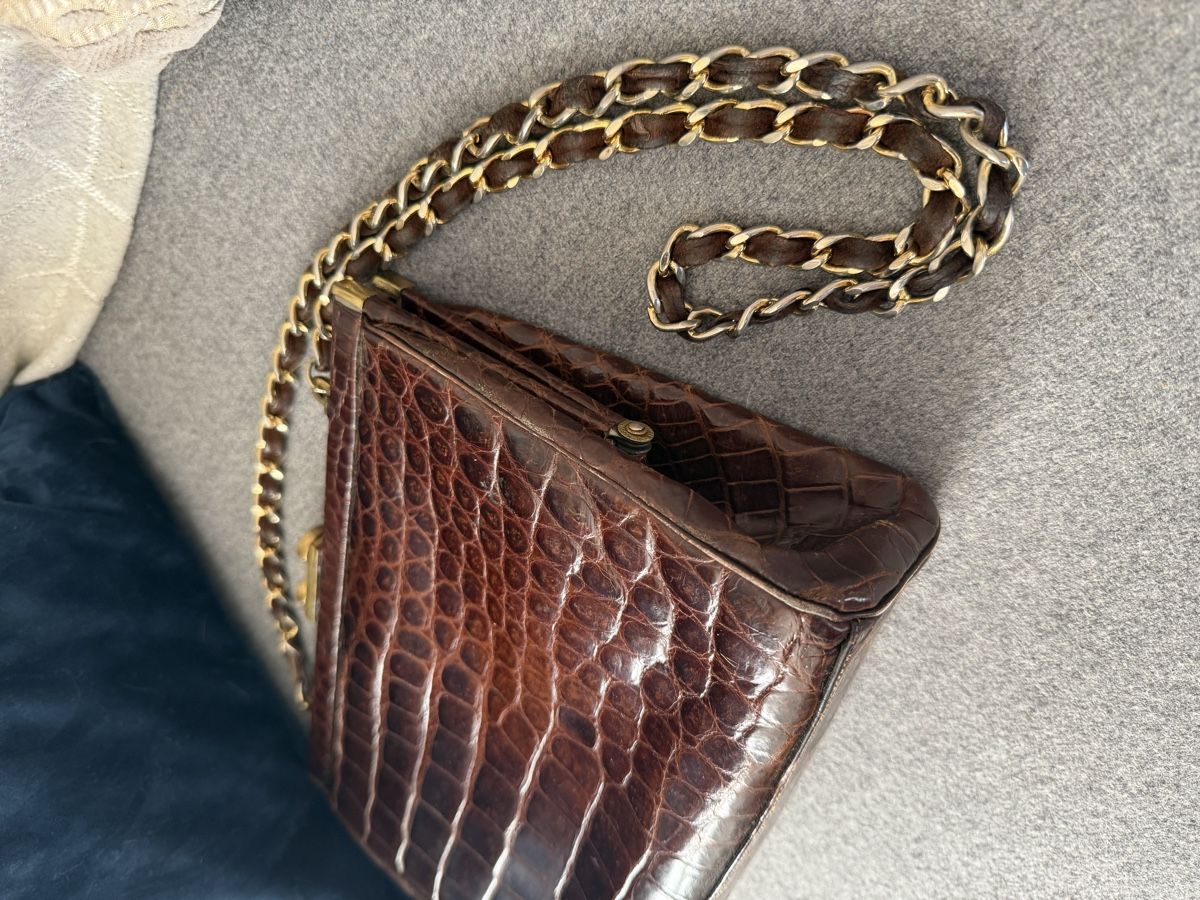 Altro in  Abbigliamento & Accessori: Sac vintage en cuir véritable – Usato da Agiez venduto da Beve15 6