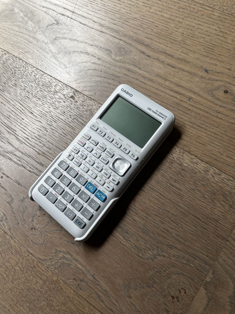 Casio Calcolatrici tascabili: Casio Grafik Taschenrechner Wie Neu – Nuovo (secondo la descrizione) da Dürnten venduto da sKesi 3