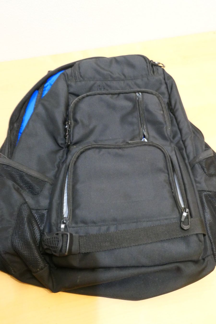 Rucksäcke: Schwarzer Rucksack, itluggage.com – Gebraucht aus Diegten von marcel3891