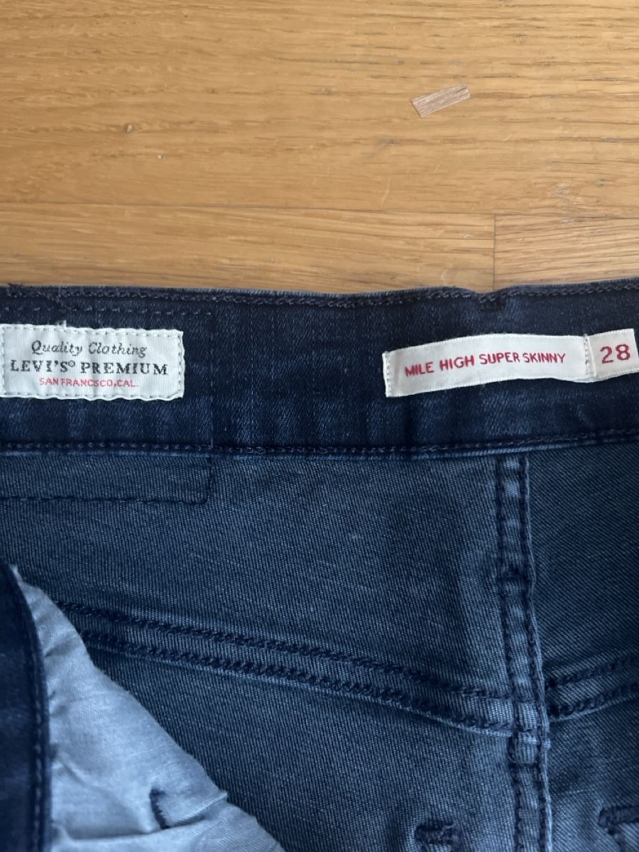 Jeans: Jeans – D'occasion à Nürensdorf par and_5tlm 1