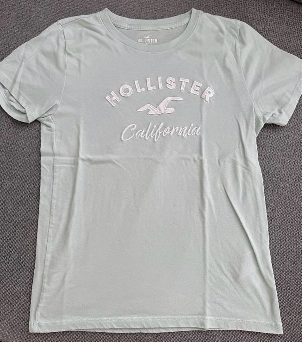 Hollister T-Shirts: T-Shirt Hollister – Neu (gemäss Beschreibung) aus Balzers von Lorena-H
