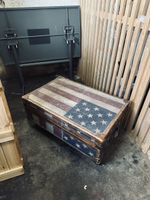 Vintage Truhe im USA-Design, dekorativ und praktisch!