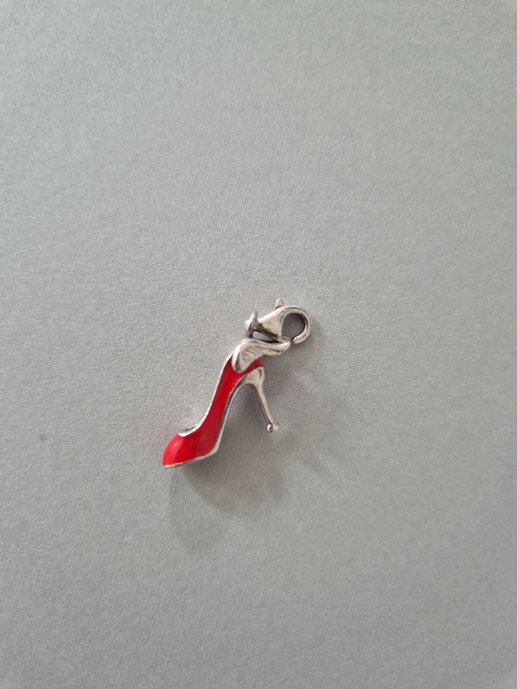 Thomas Sabo Ciondoli: Thomas Sabo Charm Anhänger Higheel – Usato da Thierachern venduto da Tulipa