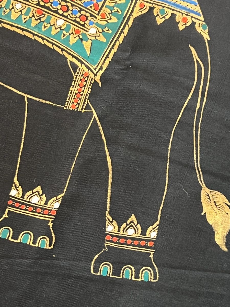 Tutte le decorazioni: Tenture murale éléphant peint main Thaïlande, 80s – Usato da Genève venduto da DELIRBEADS 4