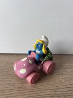 Schlumpfine im Pilzauto