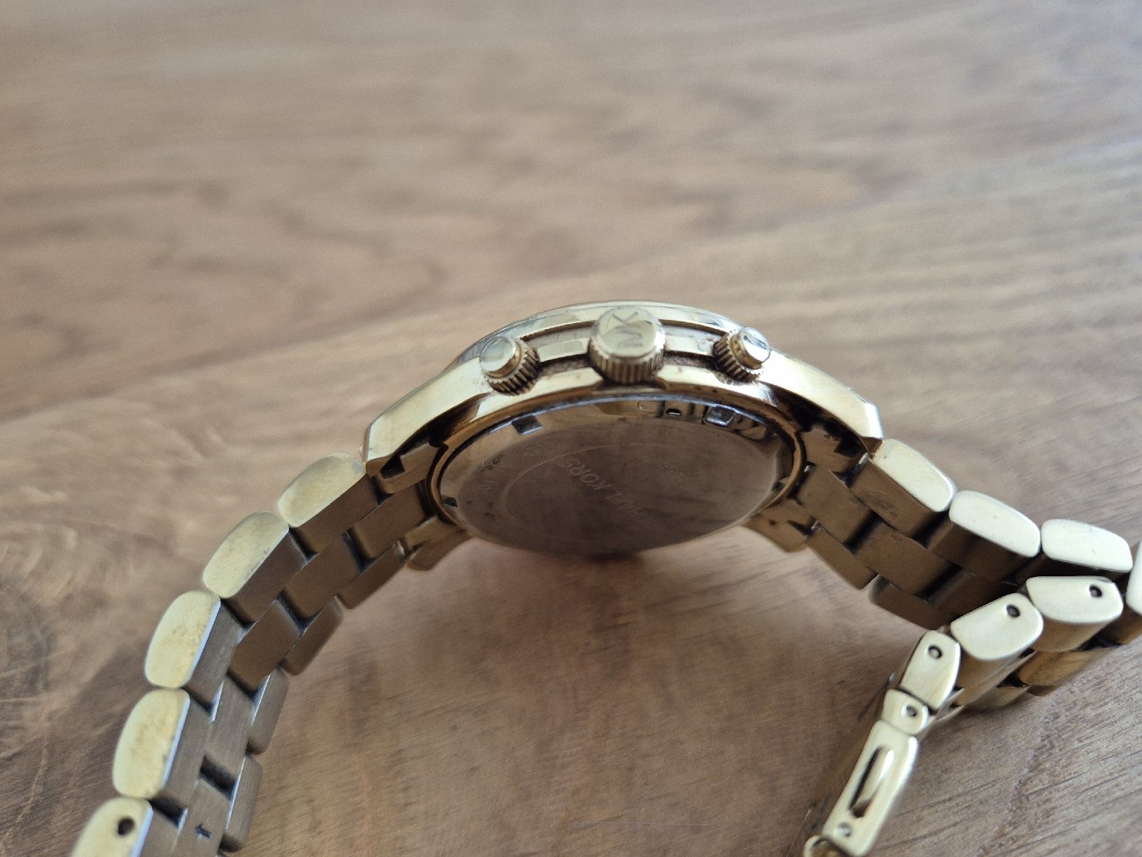 Michael Kors Uhren: Michael Kors Damenuhr goldfarben – Gebraucht aus Wetzikon ZH von mar_8jrl 7