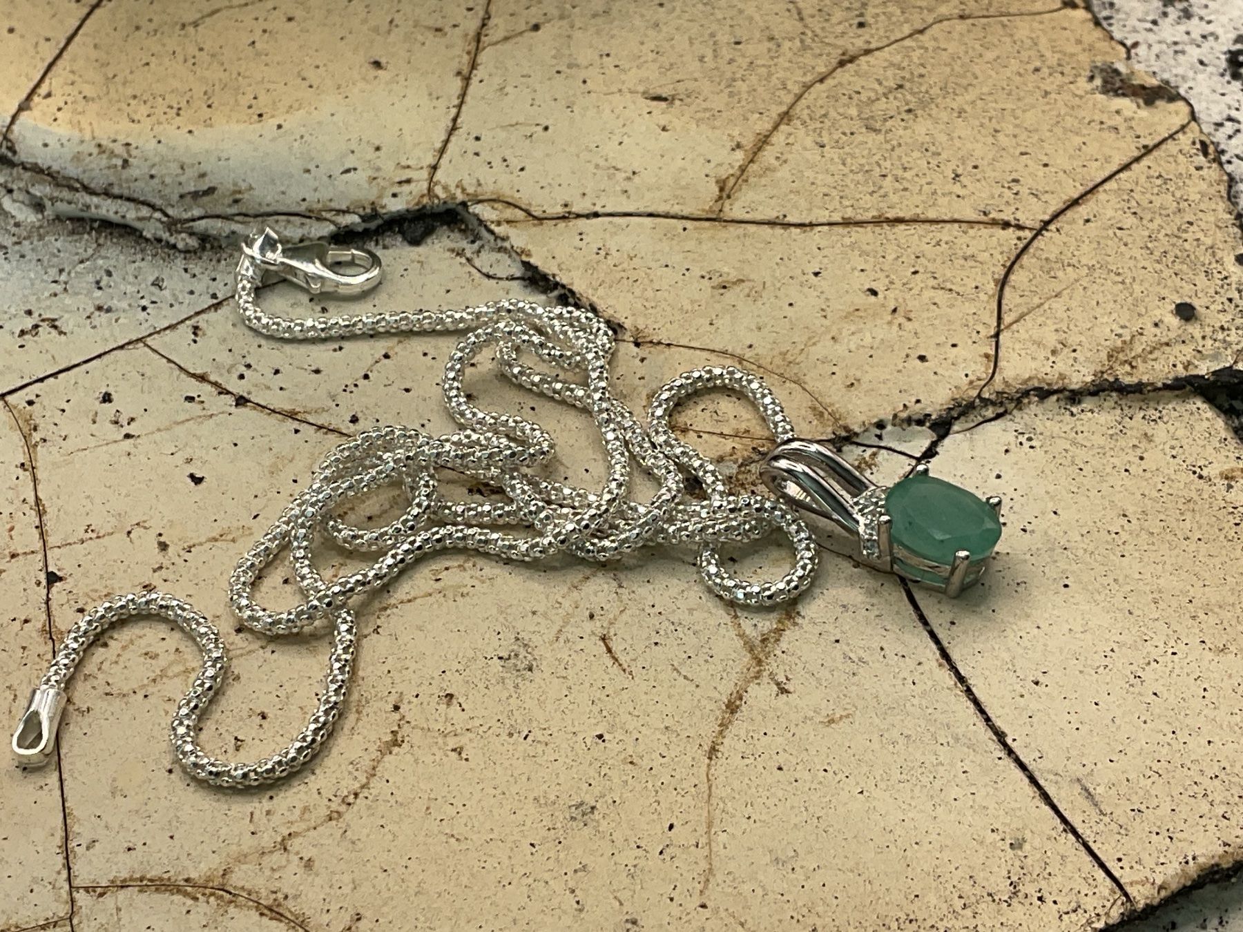 Catenine: Collier mit Anhänger Smaragd, Sterlingsilber – Nuovo (secondo la descrizione) da Luzern venduto da S.Kern01 2