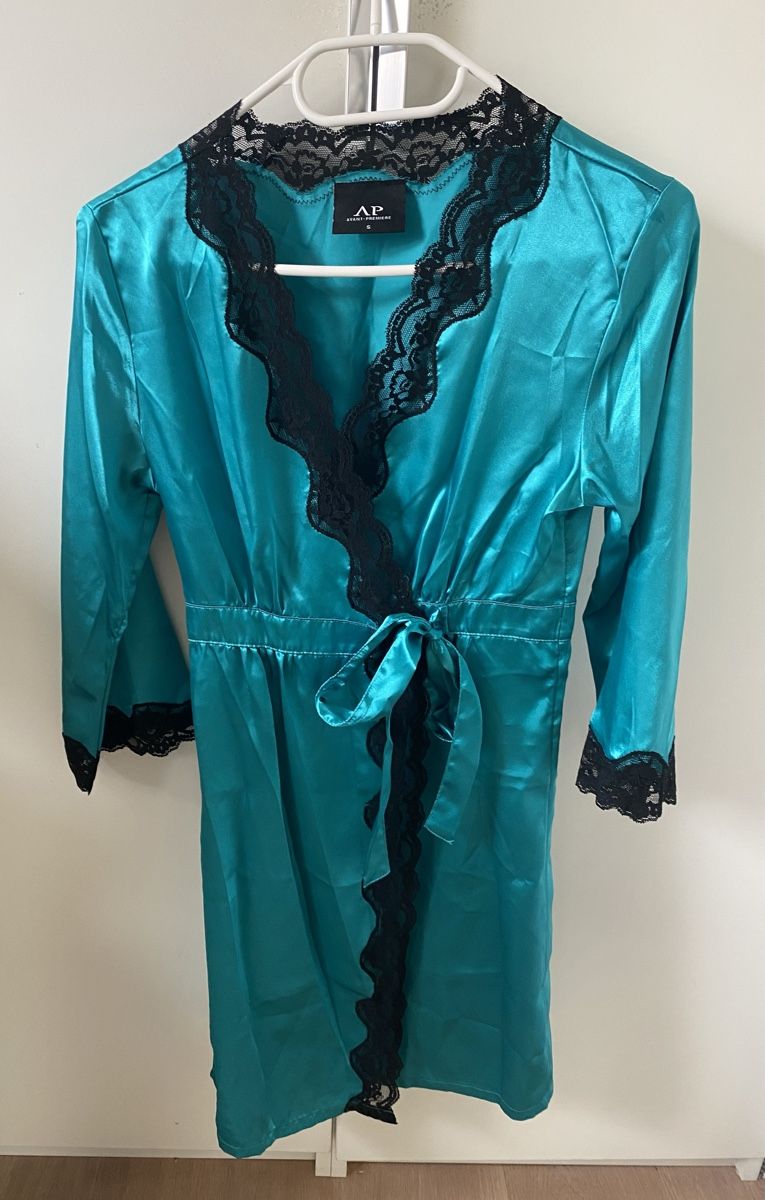 Internationale Kunst: Sexy Kimono mit passendem Negligée Grösse S – Neu (gemäss Beschreibung) aus Winkel von Flyhy2020