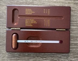 Weinthermometer in Holzbox mit Temperaturtabelle
